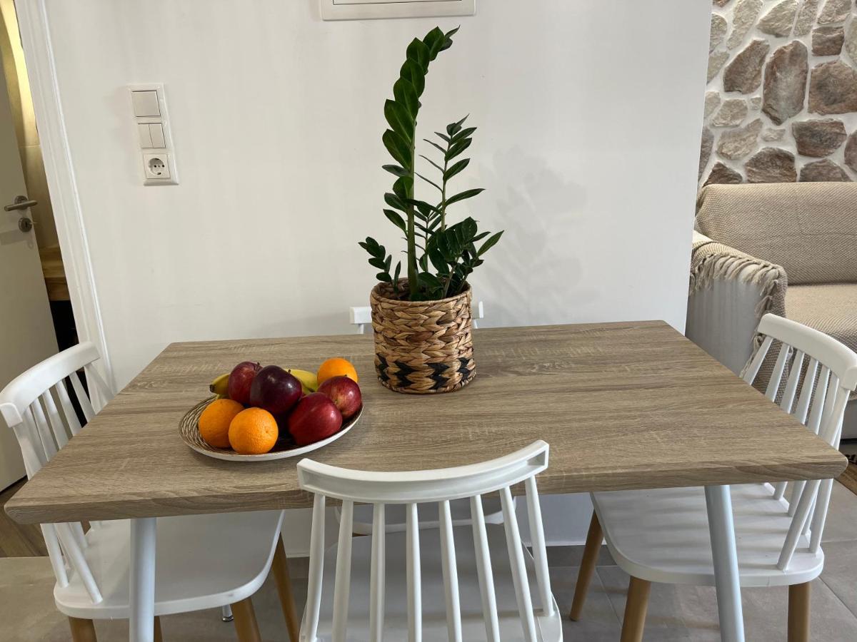 Aleria Central Apartments Naxos City エクステリア 写真