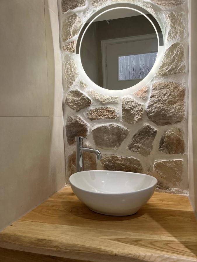 Aleria Central Apartments Naxos City エクステリア 写真