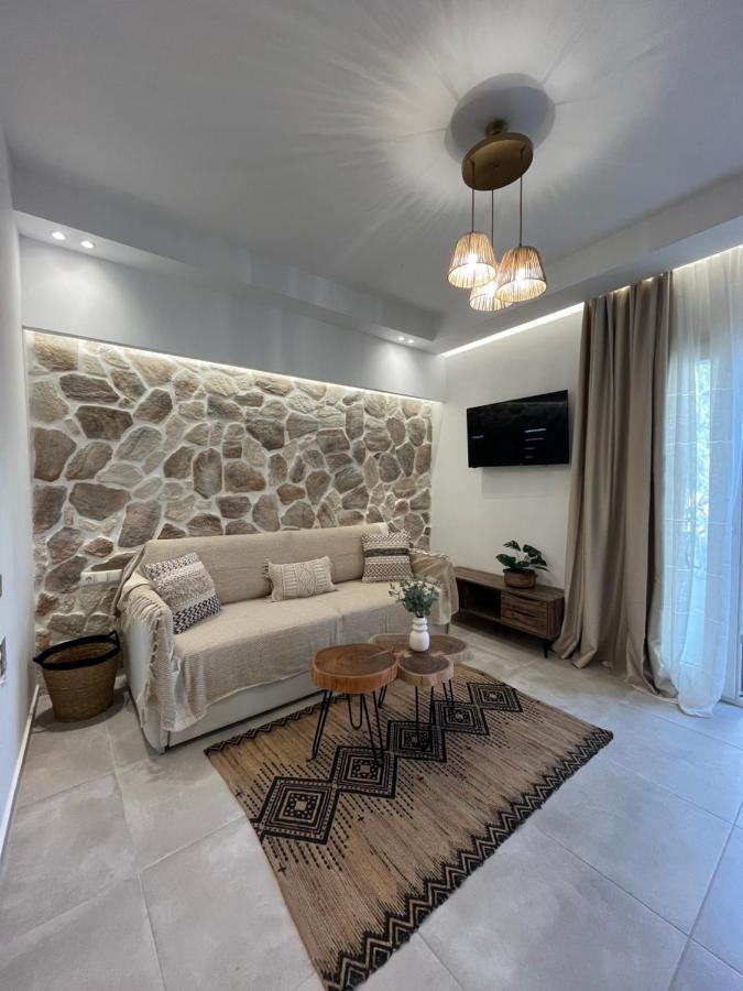 Aleria Central Apartments Naxos City エクステリア 写真
